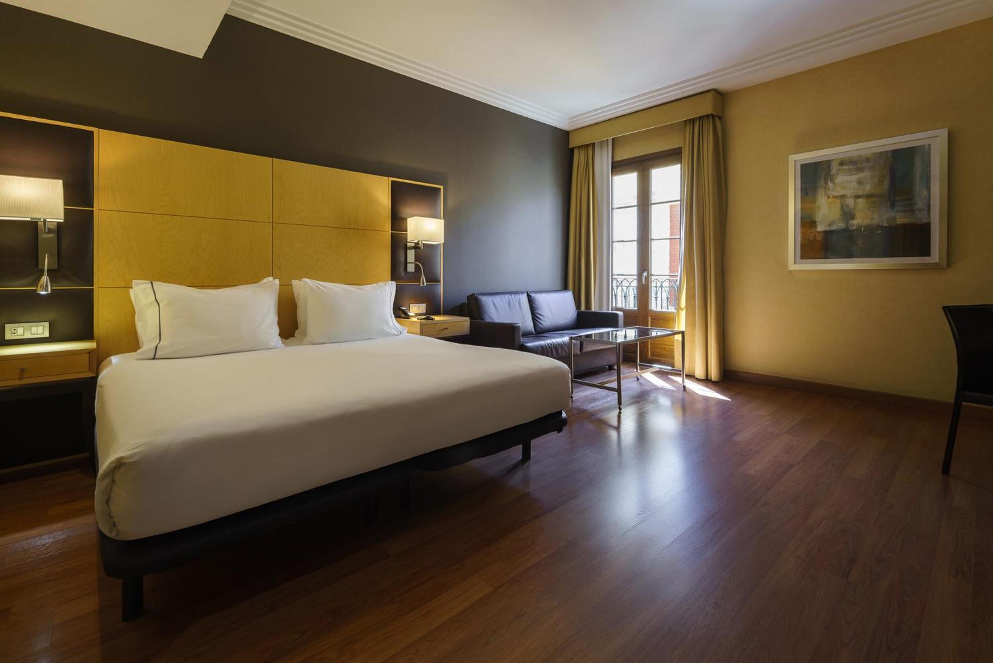 Hotel Exe Centro 4*