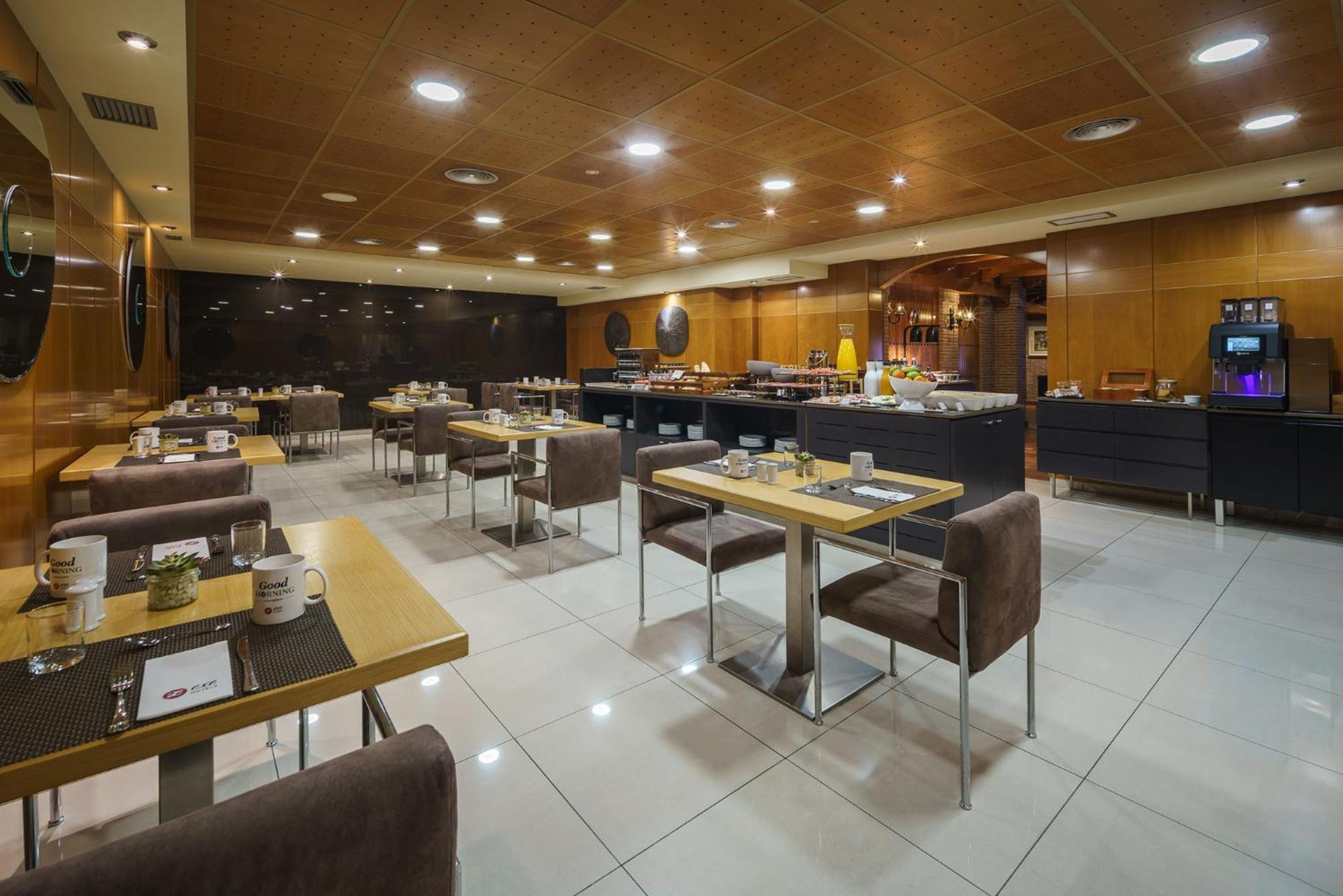 Exe Centro Hotel 4*