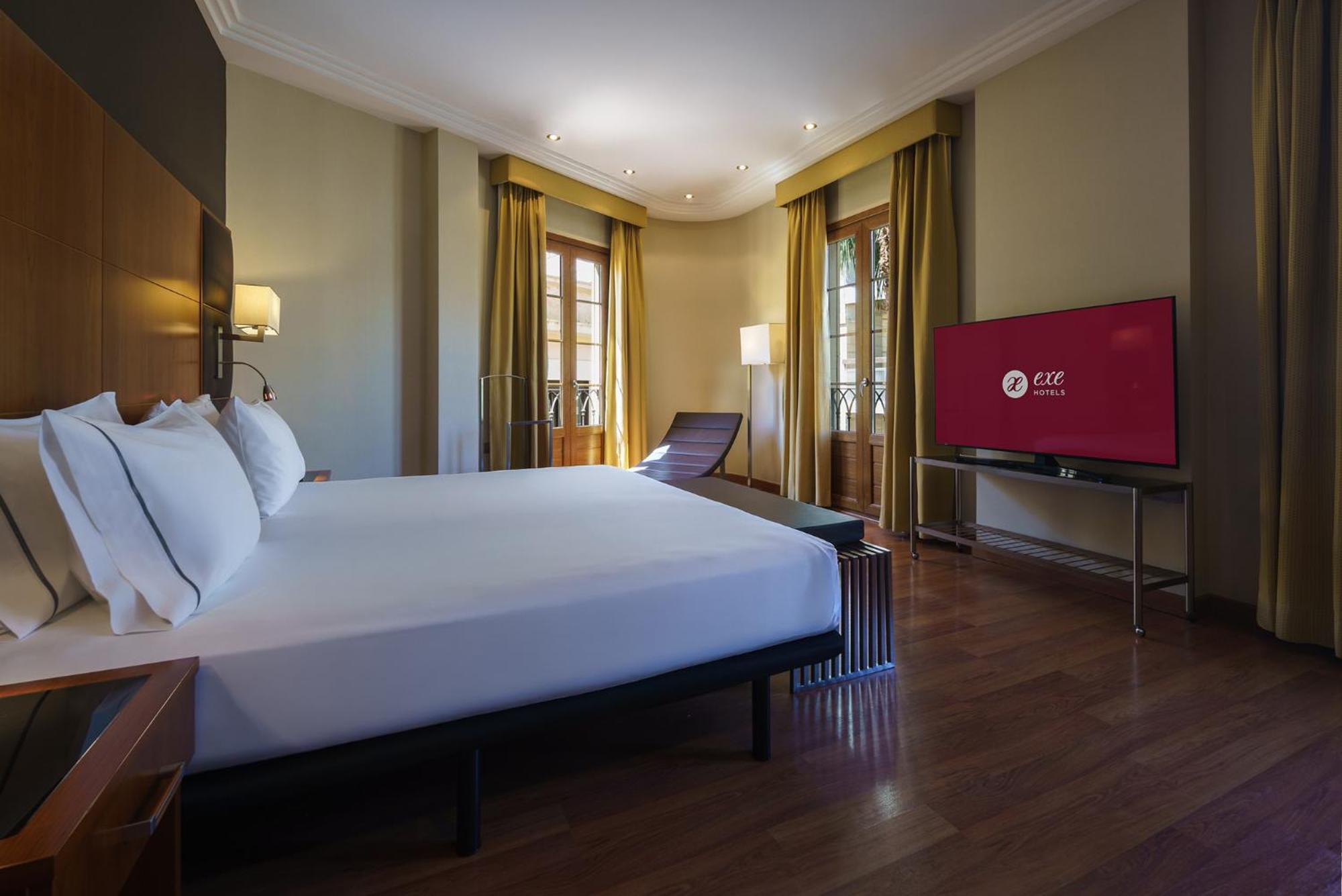 Hotel Exe Centro 4*