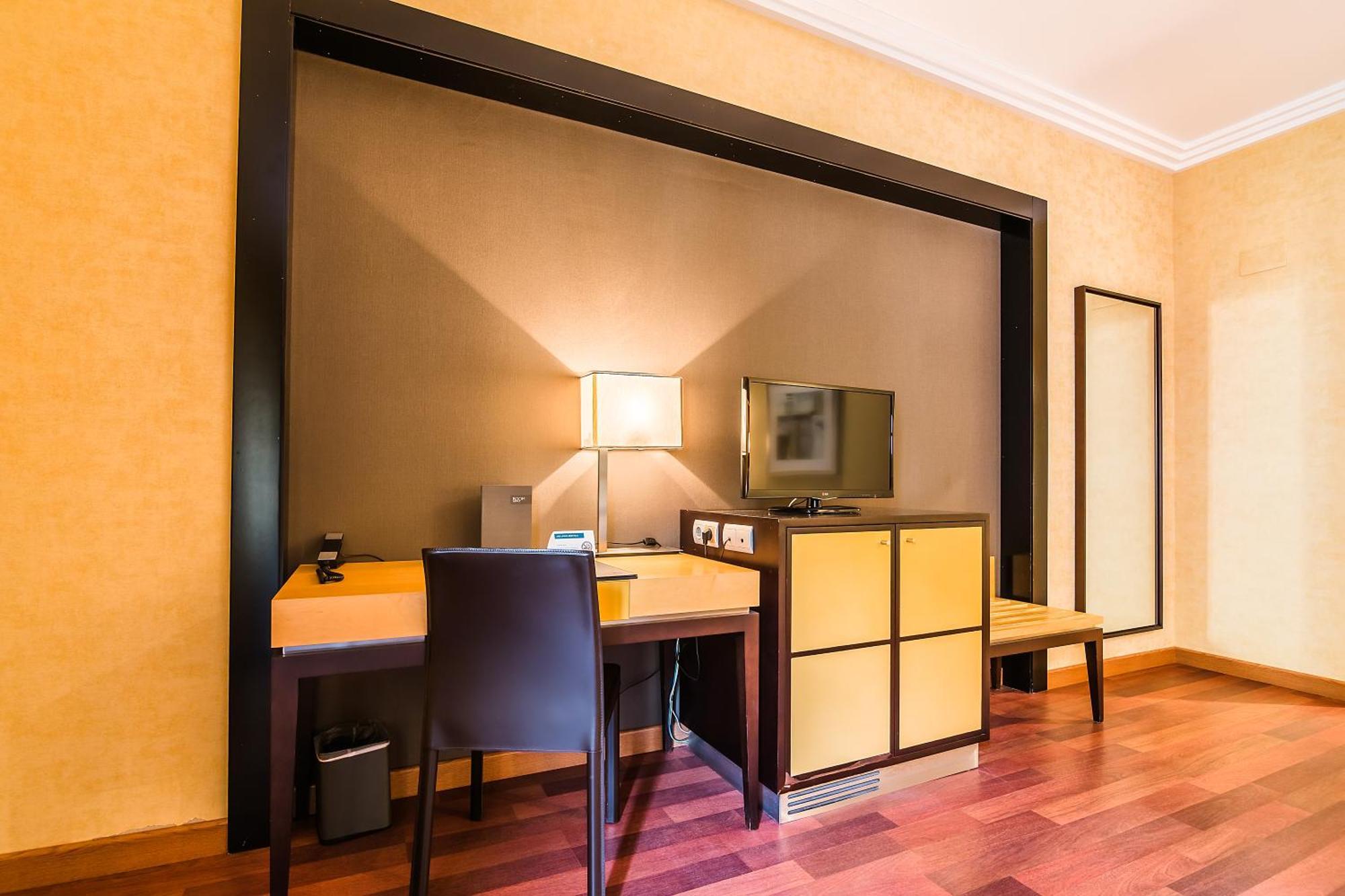 Hotel Exe Centro 4*
